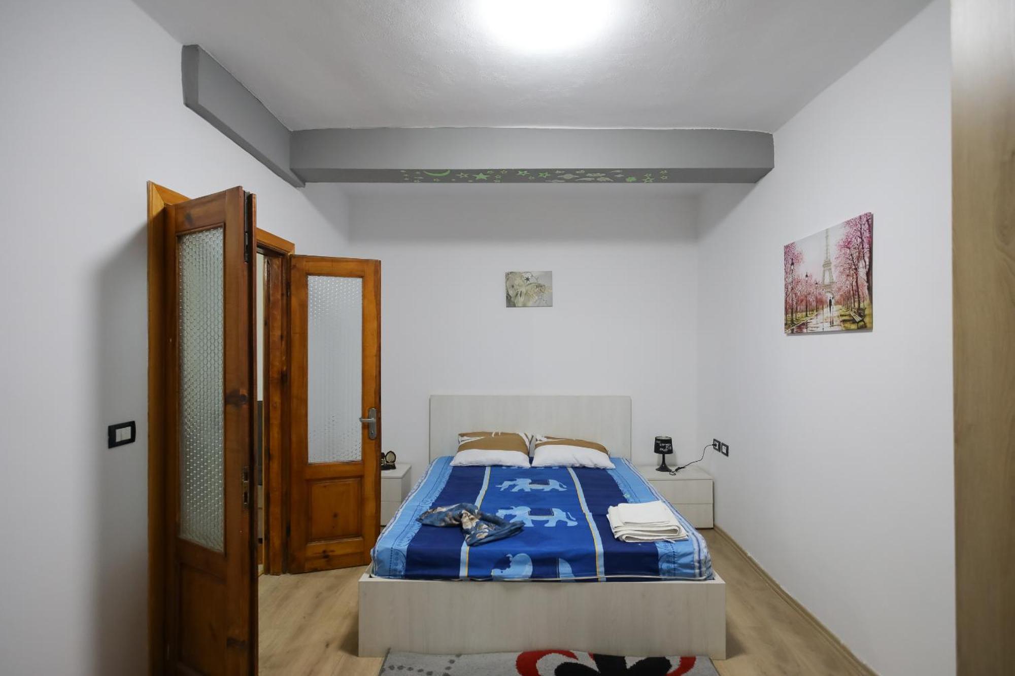 Super Apartment In The Ancient Roman Amphitheater Durres Exterior photo